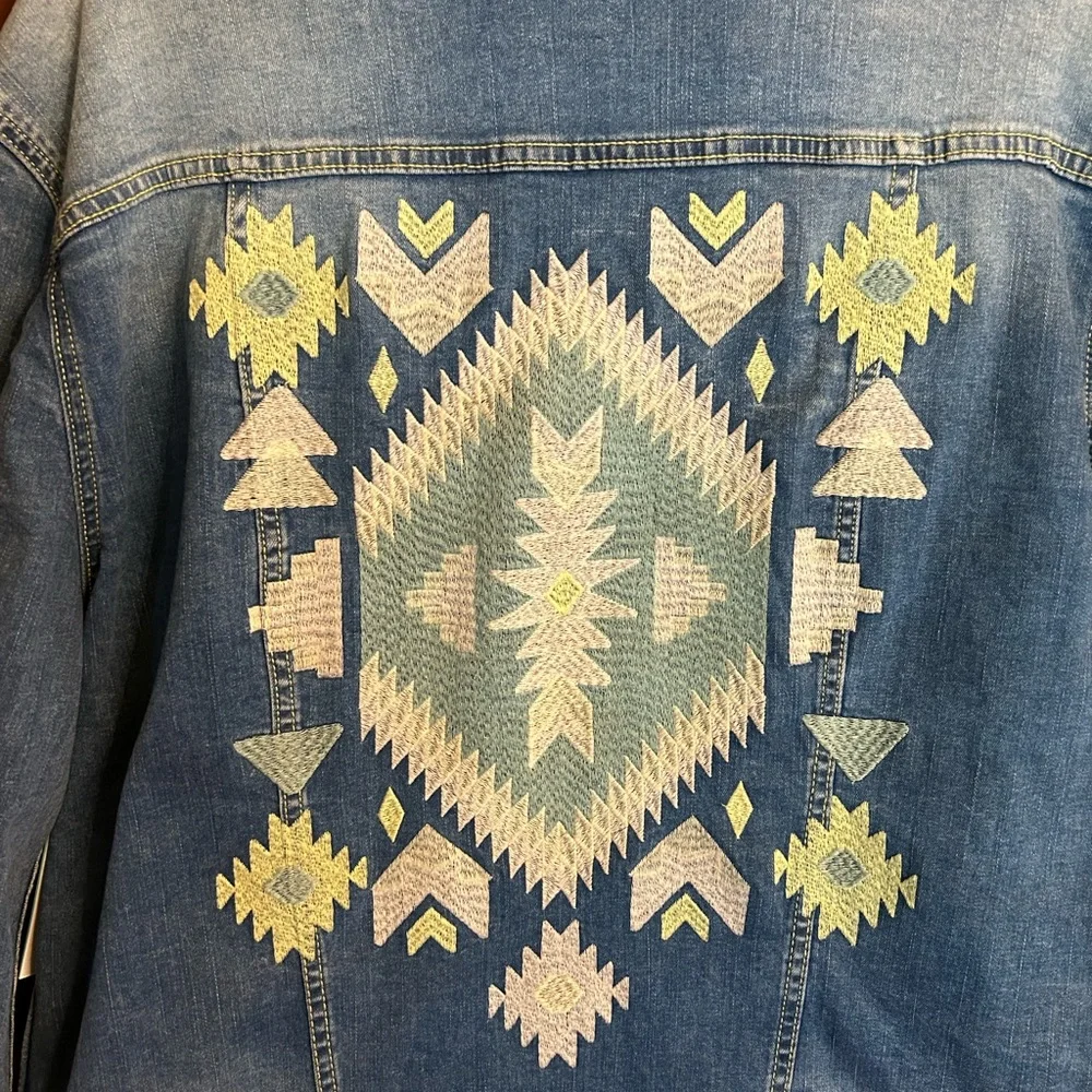 NWT Lularoe Jaxon Southwestern Denim Jacket Size 3X - Picture 5 of 11